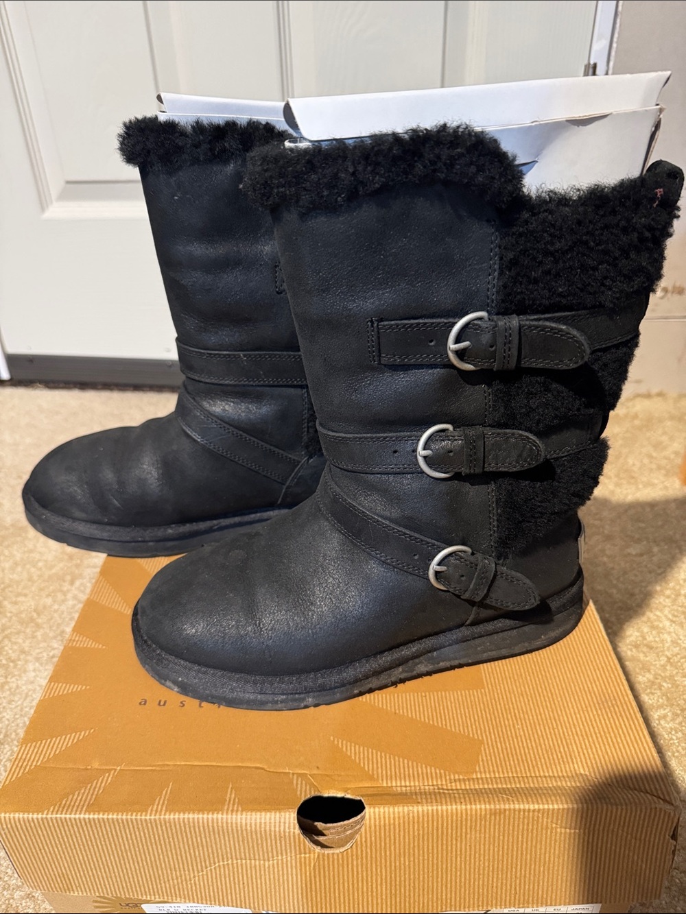 UGG Black W Becket Women's Buckle-Accent Mid-Calf Boots